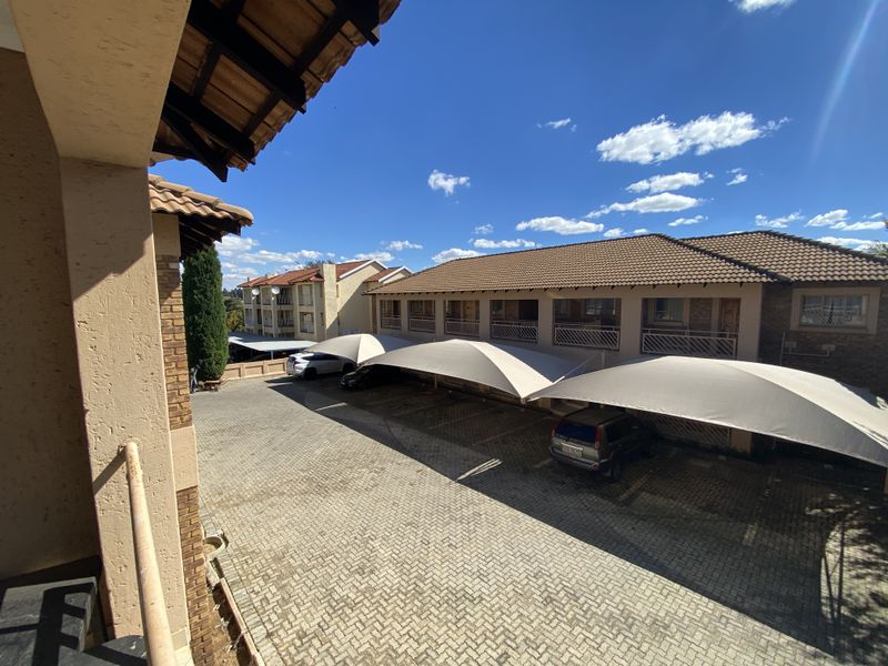 Spacious and Secure Apartment in Rensburg, Heidelberg - Photo 9