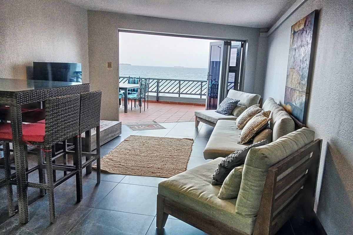 Beautiful Beachfront Apartment in Umdloti, North Coast of KwaZulu-Natal - Photo 4