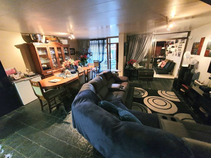 TOWNHOUSE FOR RENT In SW 1. - Photo 7