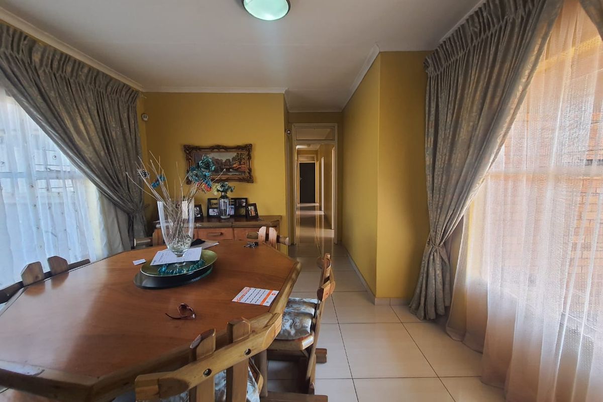 New To The Market, Beautiful Property In CE 4 - Photo 5