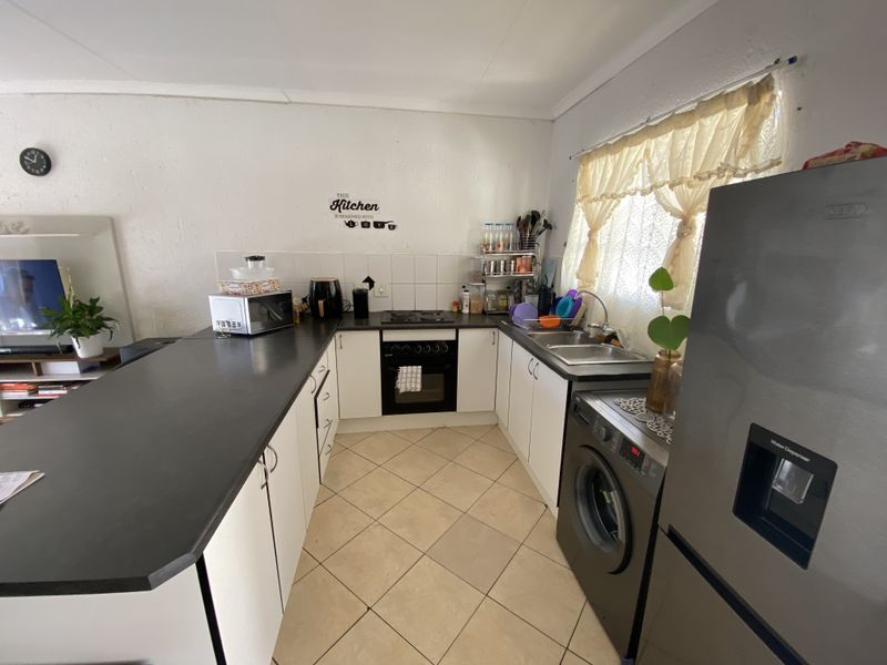 Spacious and Secure 1 Bedroom Apartment in Rensburg, Heidelberg - Available immediately! - Photo 3