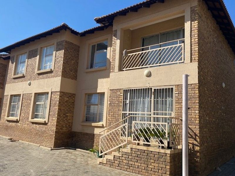 Spacious and Secure 1 Bedroom Apartment in Rensburg, Heidelberg - Available immediately! - Photo 1