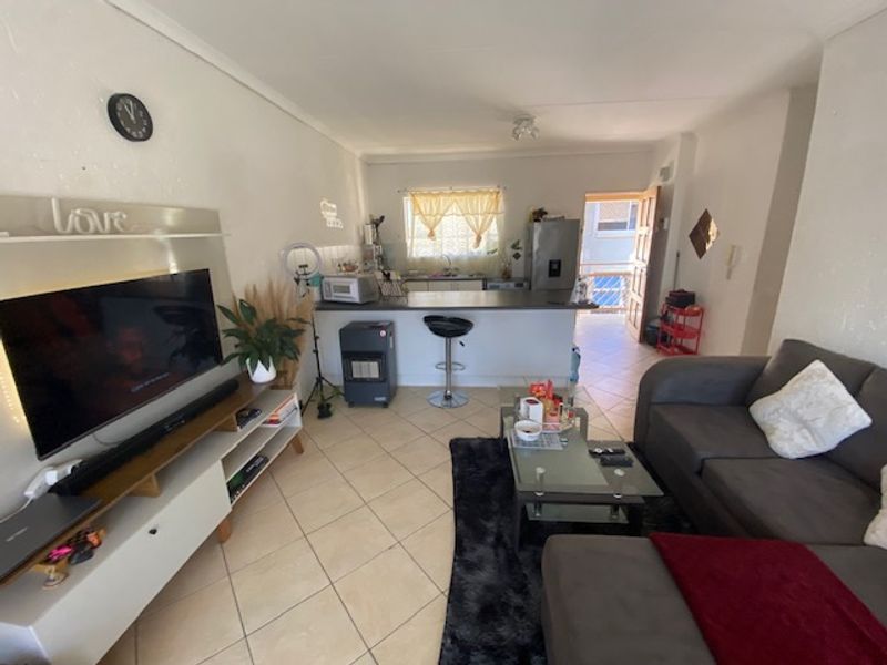 Spacious and Secure 1 Bedroom Apartment in Rensburg, Heidelberg - Available immediately! - Photo 2