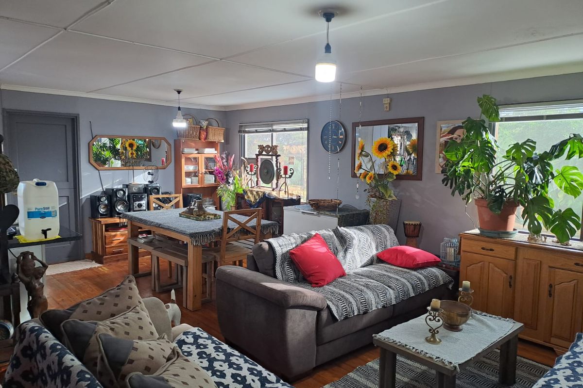 INCOME GENERATING GEM IN PARADISE BEACH - Photo 4