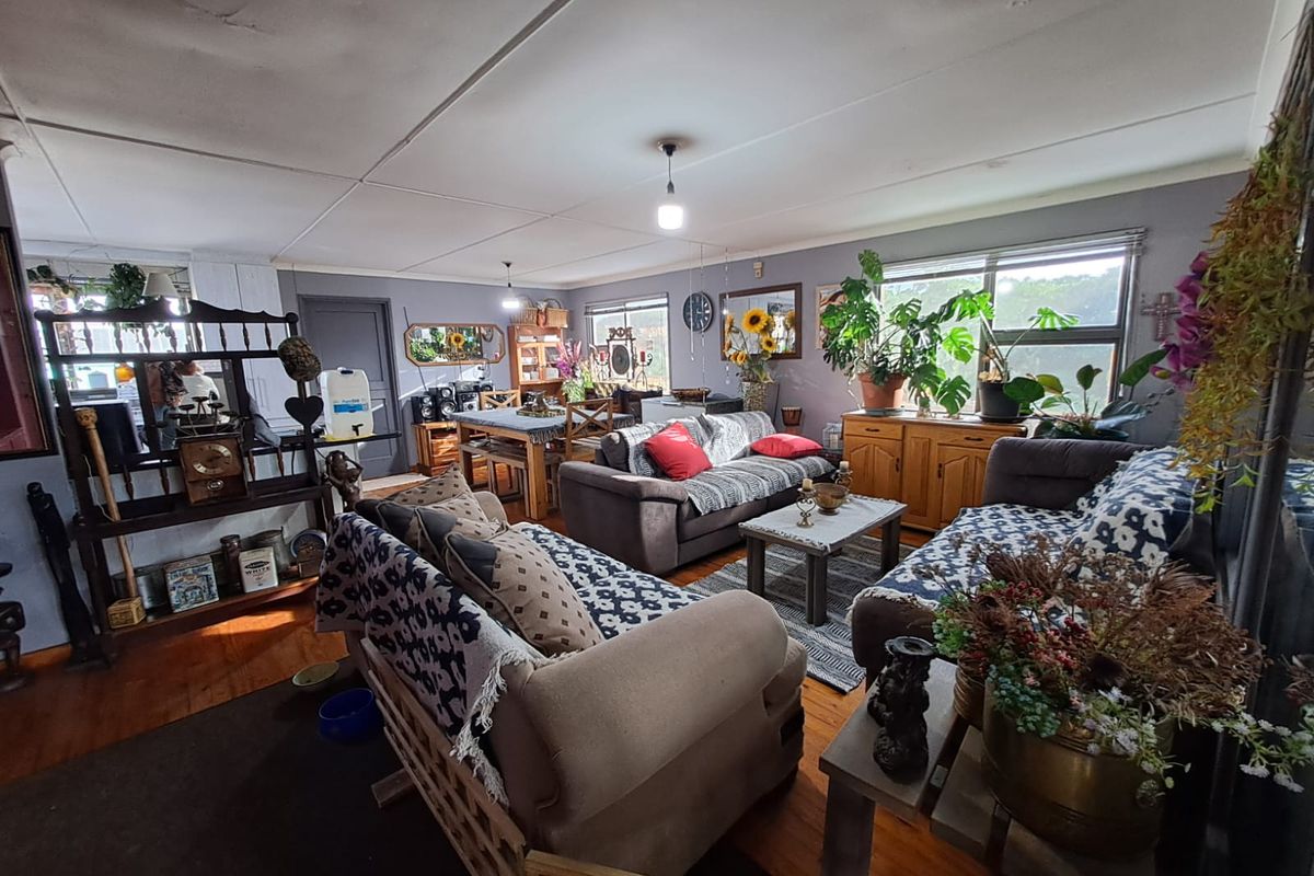 INCOME GENERATING GEM IN PARADISE BEACH - Photo 5