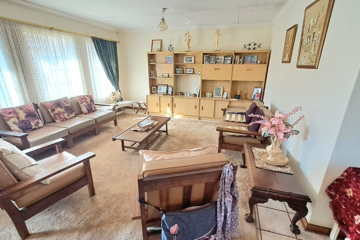 LIFE RIGHT FOR SALE IN THREE RIVERS - Photo 2