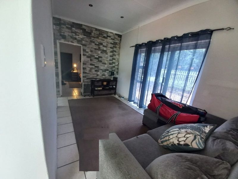 For Sale: Stunning 3-Bedroom Home in Prime Sasolburg Location!* - Photo 3