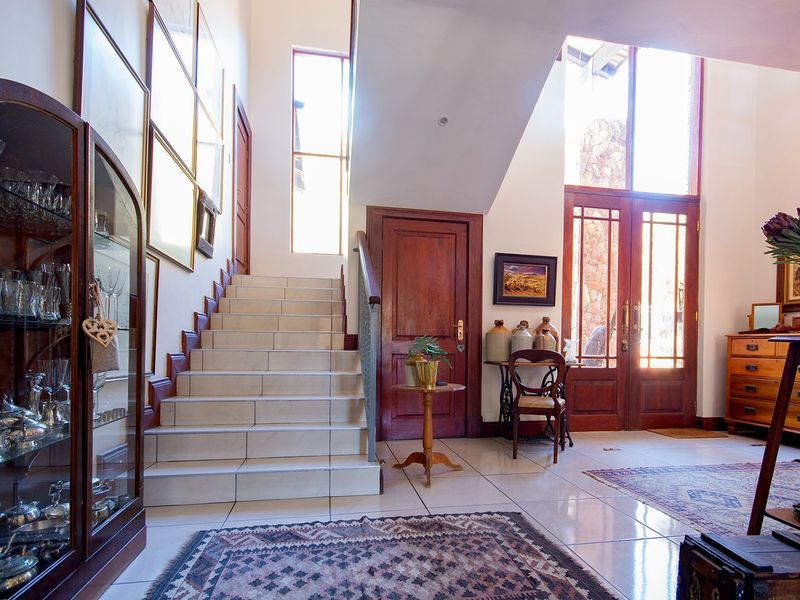 Exquisite Family Home in Heidelberg Kloof Estate - Luxurious Living Amidst Nature - Photo 3