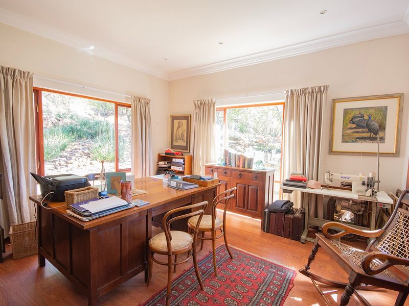 Exquisite Family Home in Heidelberg Kloof Estate - Luxurious Living Amidst Nature - Photo 7