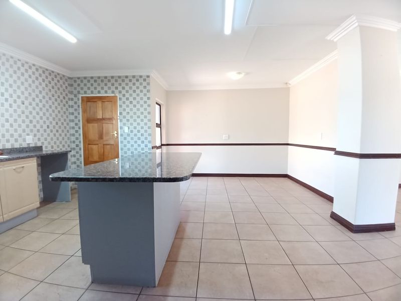 Priced to go! SW5 Proper! - Photo 5