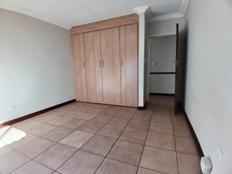 Priced to go! SW5 Proper! - Photo 10