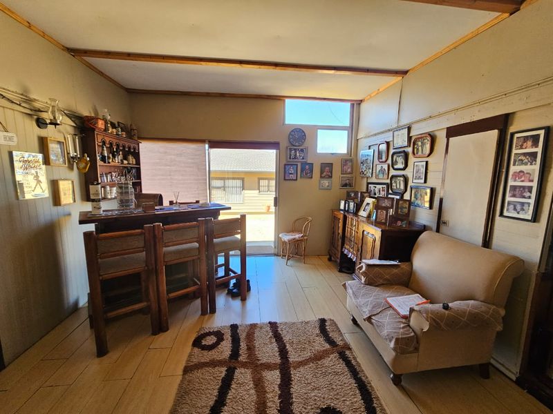 Beautifull house for sale in secured estate - Photo 3