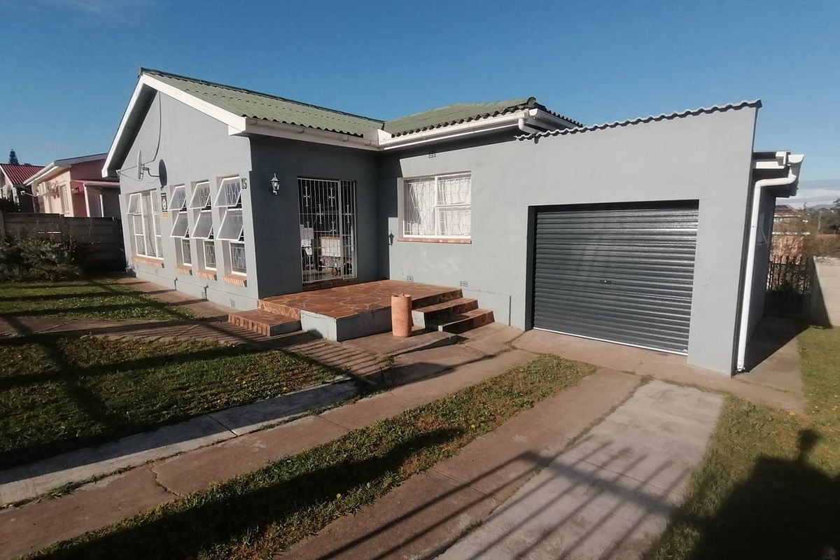 Looking for new family to make me their new home - Photo 2