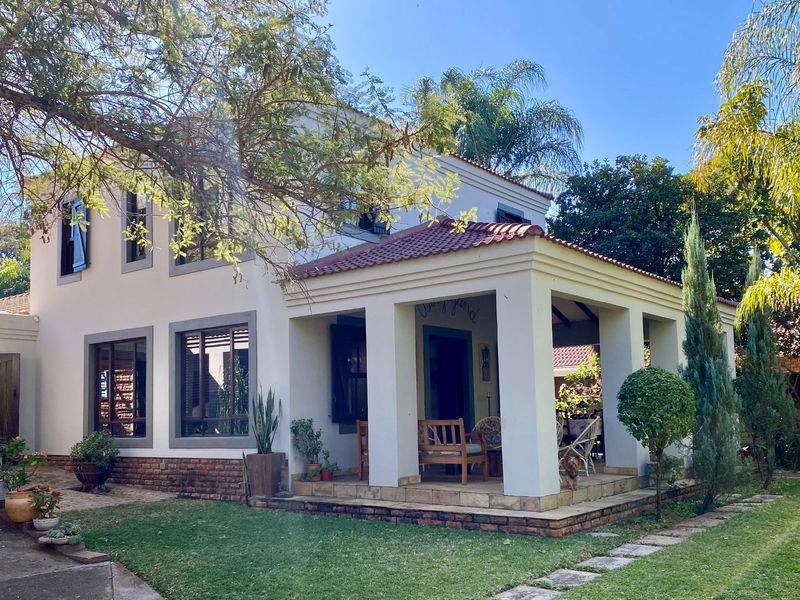 Upmarket Living - Photo 2