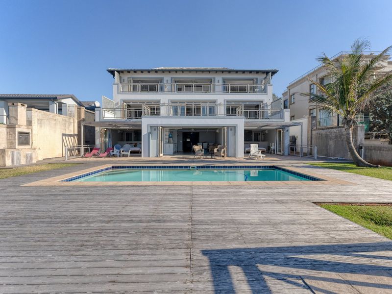 Exquisite 6-Bedroom Beachfront Home in Tinley Manor - Photo 4