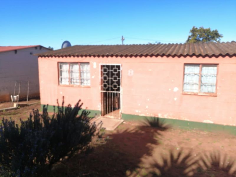 Be Very Quick this is Priced to Sell! - Photo 2