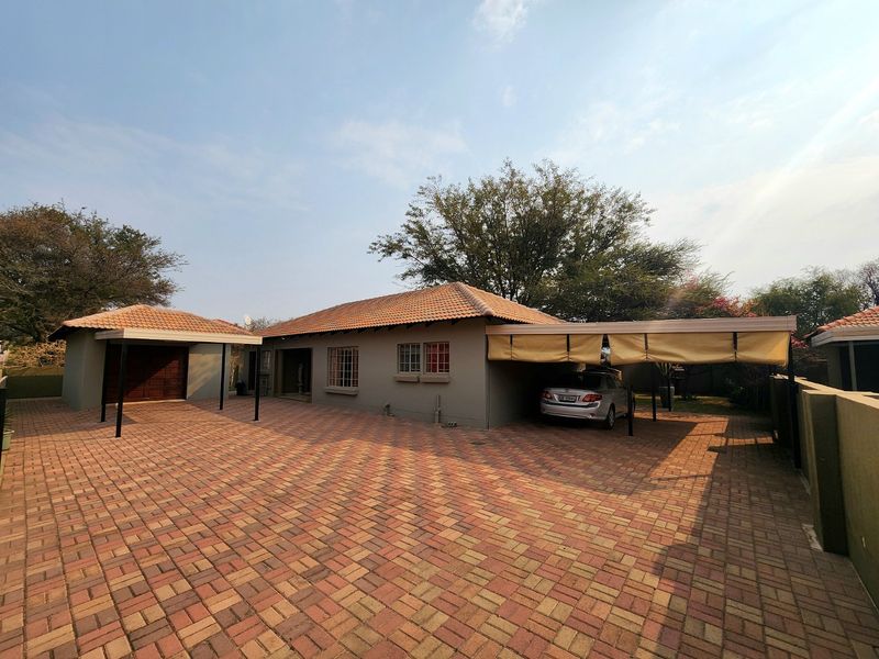 Beautiful 3 Bedroom Home for Sale in a Secure Estate - Photo 2