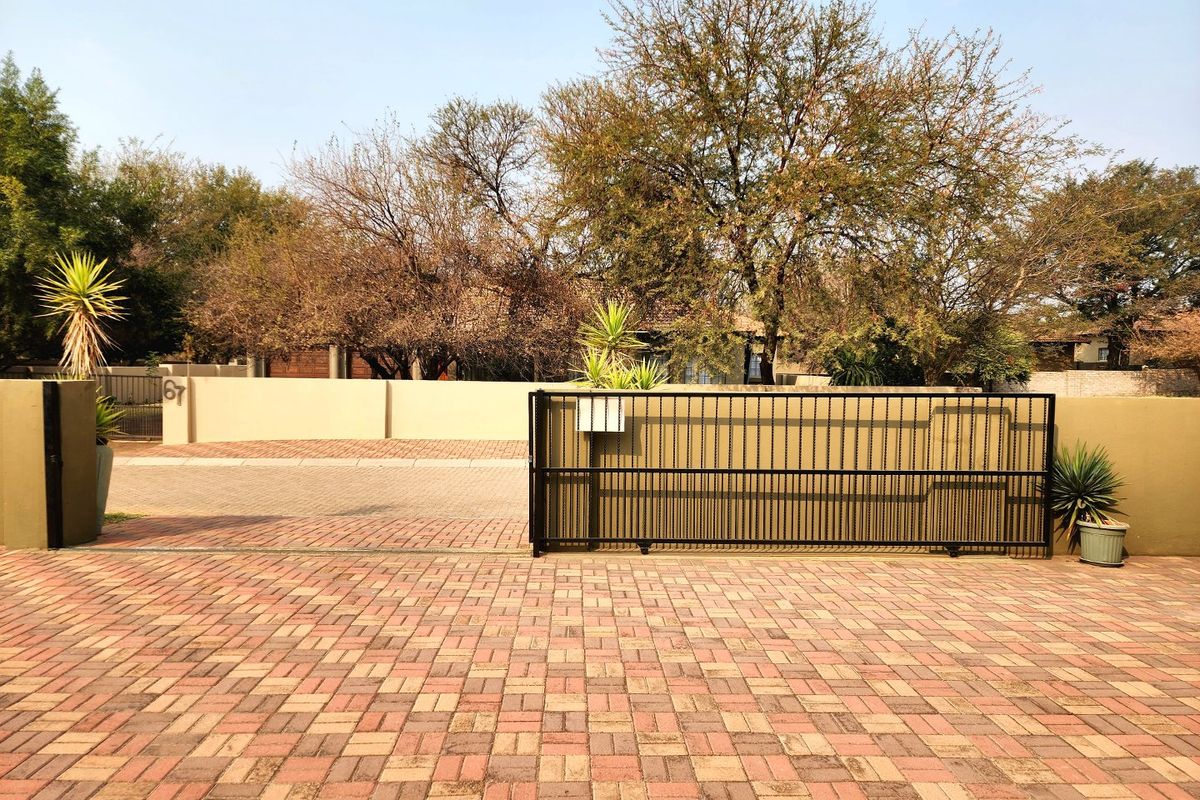 Beautiful 3 Bedroom Home for Sale in a Secure Estate - Photo 4