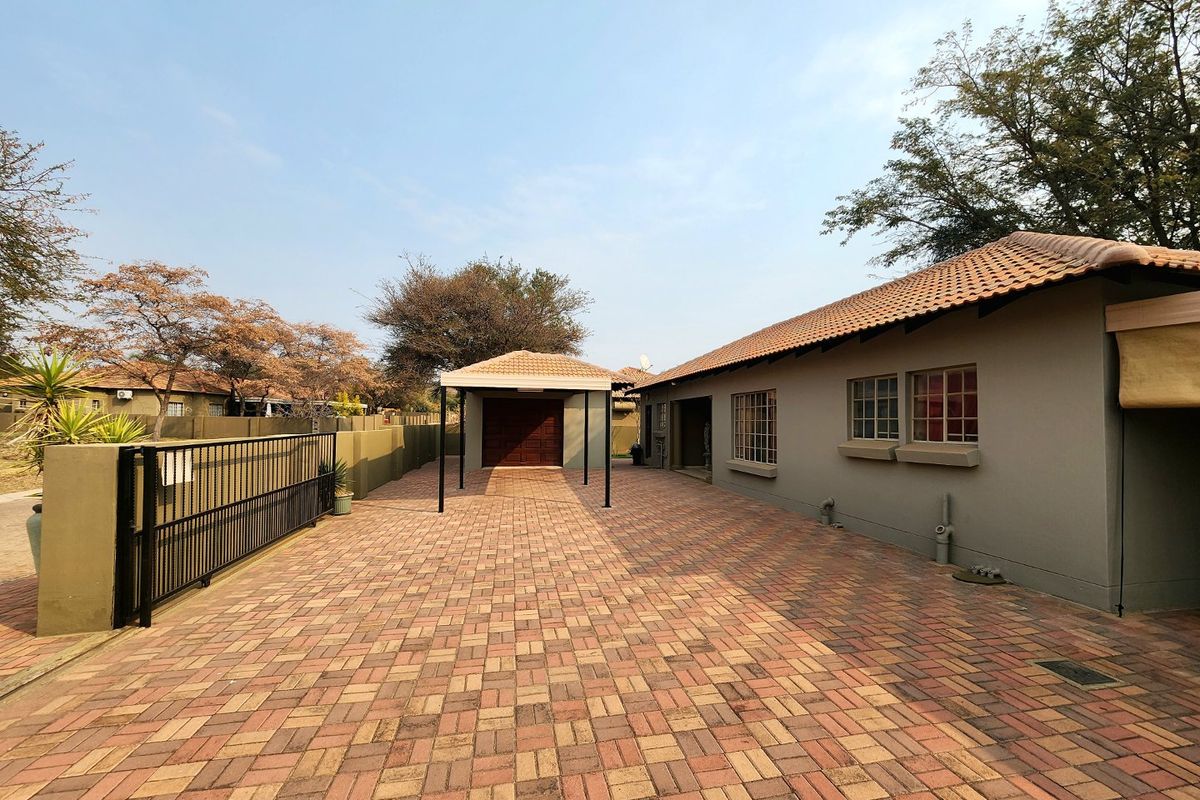 Beautiful 3 Bedroom Home for Sale in a Secure Estate - Photo 3