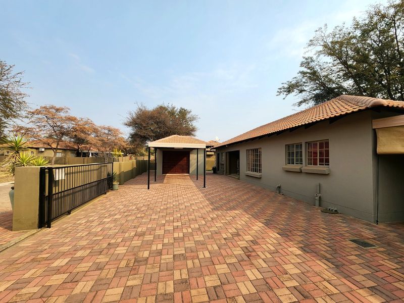 Beautiful 3 Bedroom Home for Sale in a Secure Estate - Photo 3