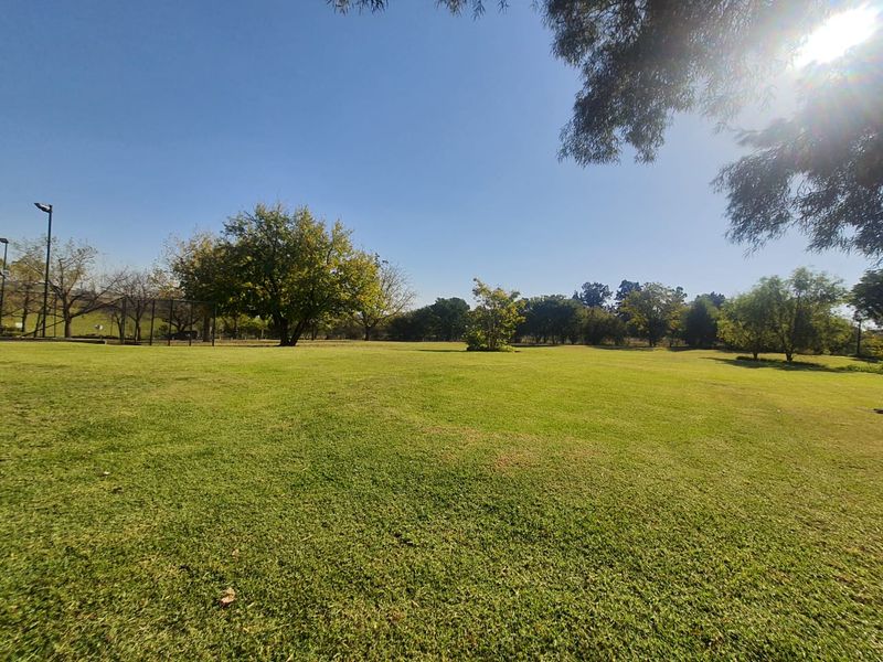 Charming, Good to Look At This  RIVERFRONT Property! - Photo 5