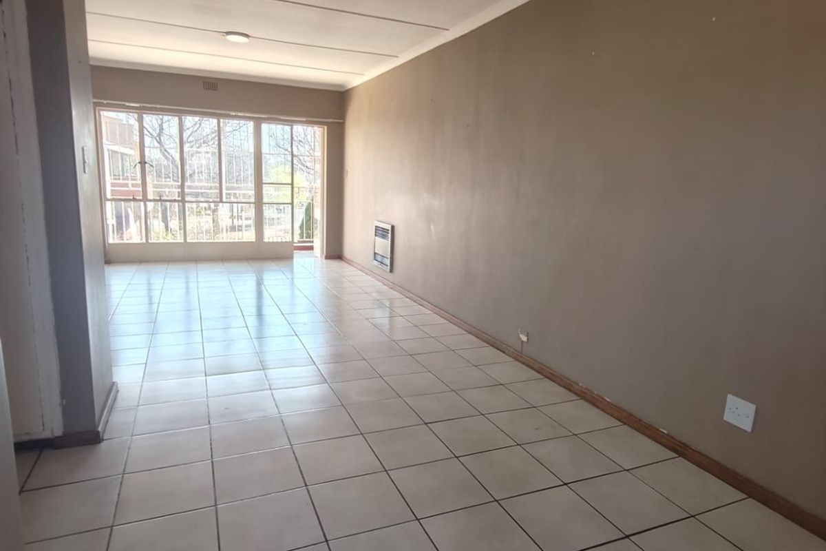 Do not miss out on this bargain priced property!! - Photo 5