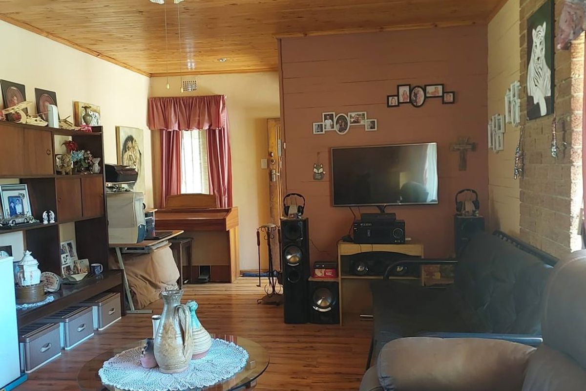 3 Bedroom house for sale in Vanderbijlpark close to schools - Photo 5
