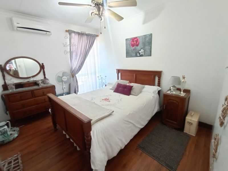 Your Future starts right here! - Photo 9