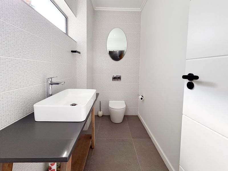 Hillside Terrace, Palm Lakes Estate - Photo 5