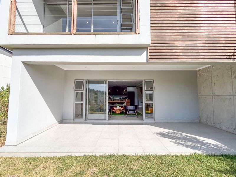 Hillside Terrace, Palm Lakes Estate - Photo 2