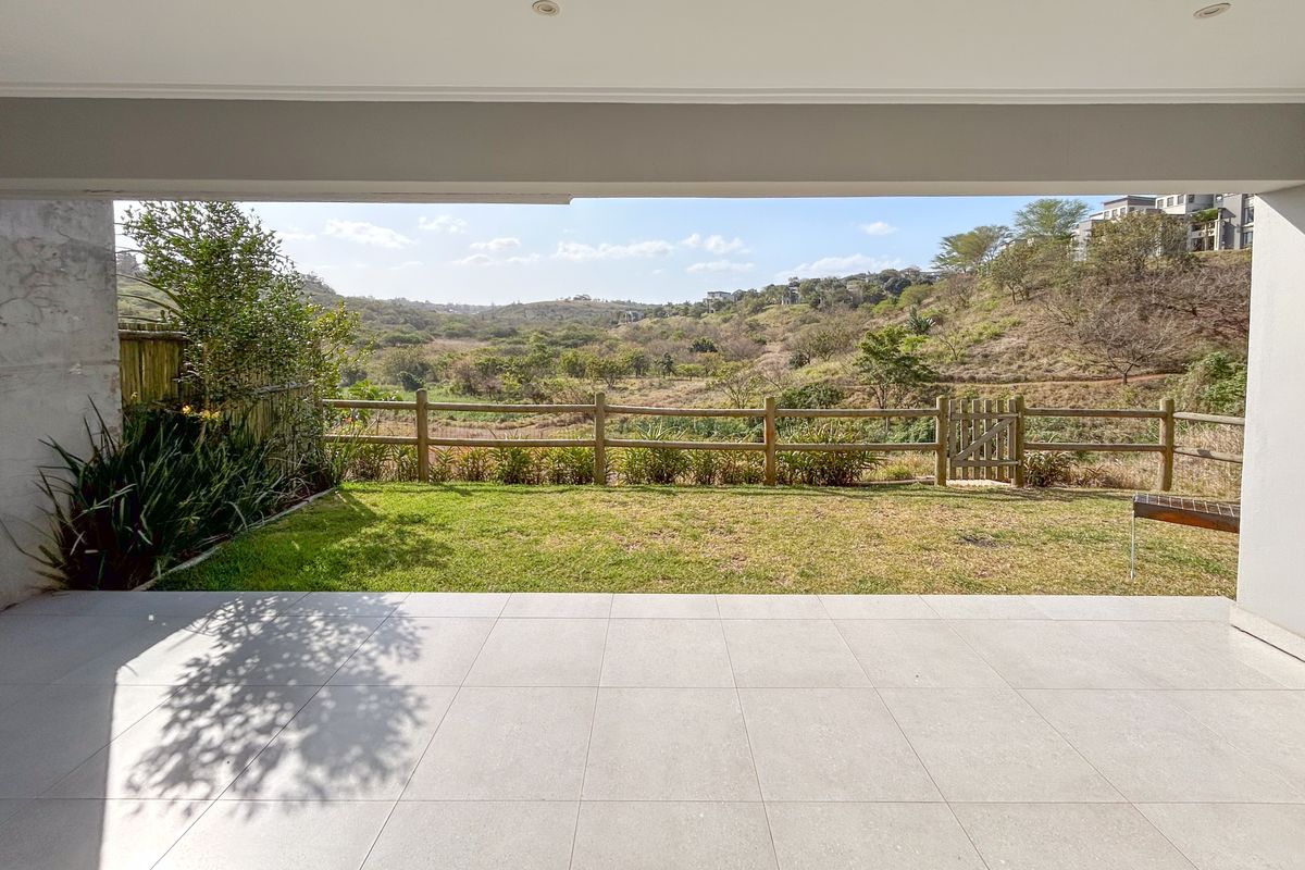 Hillside Terrace, Palm Lakes Estate - Photo 3