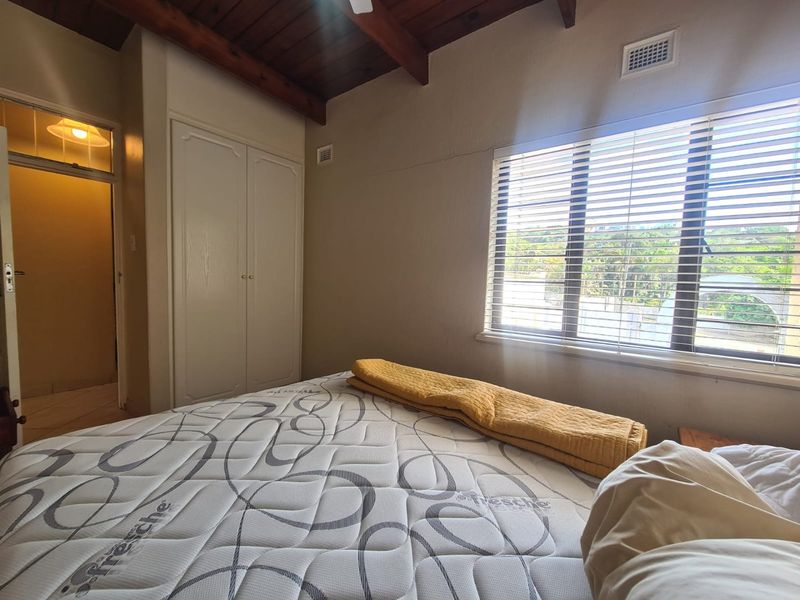 Charming Beachfront 3-Bedroom Apartment with Sea Views and Direct Beach Access in Ballito Main Beach - Photo 7