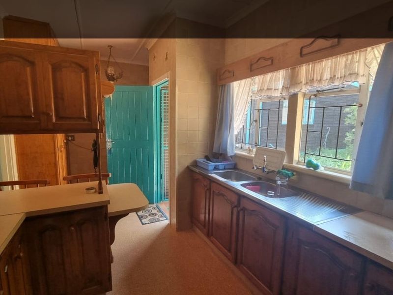 Cosy house for sale in Sasolburg - Photo 6