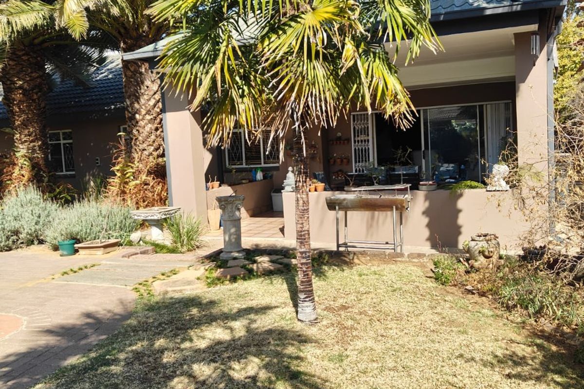 Picture-Perfect Property in a Prime Sasolburg Location - !!!OFF THE GRID!!! - Photo 3
