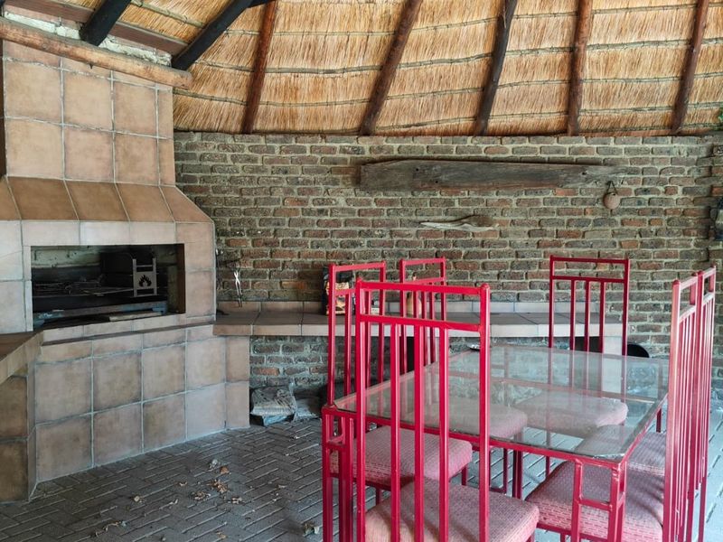 Picture-Perfect Property in a Prime Sasolburg Location - !!!OFF THE GRID!!! - Photo 8