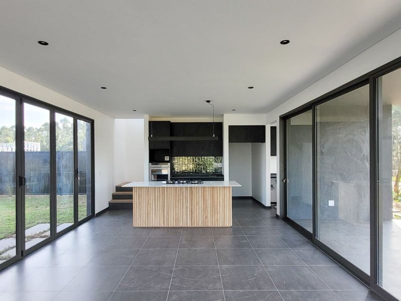 4-Bedroom Retreat in Elaleni Lifestyle Estate - Photo 6