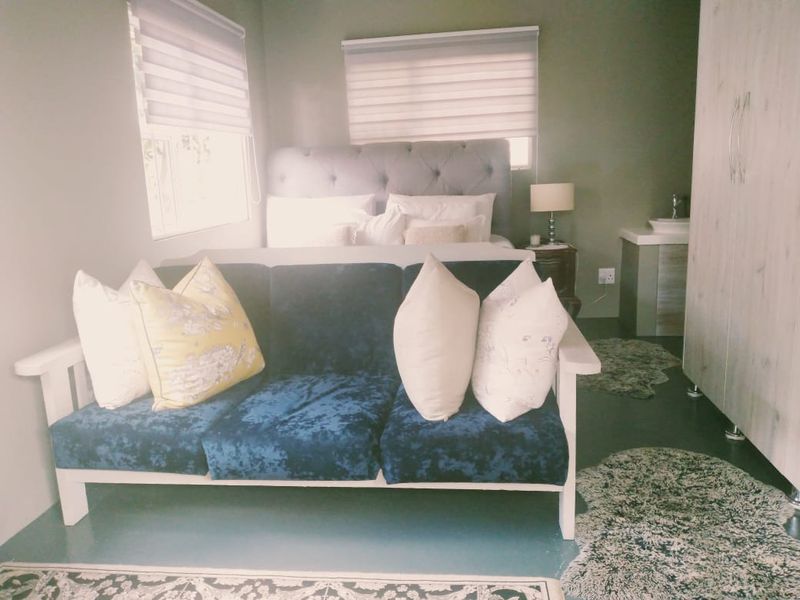 Fully Furnished Bachelor Garden cottage in Krugersdorp - Photo 4