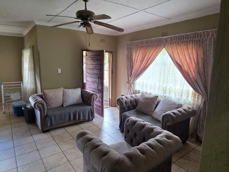 Perfect starter house for a perfect price! - Photo 5
