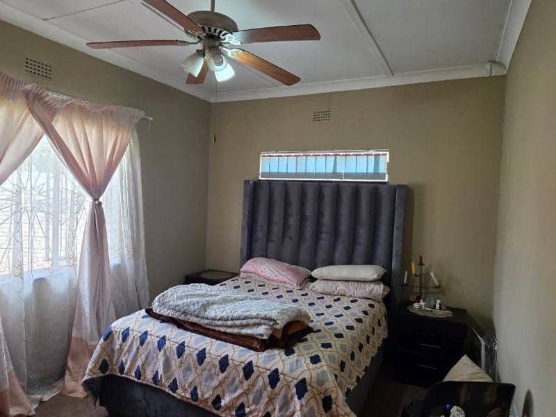 Perfect starter house for a perfect price! - Photo 7