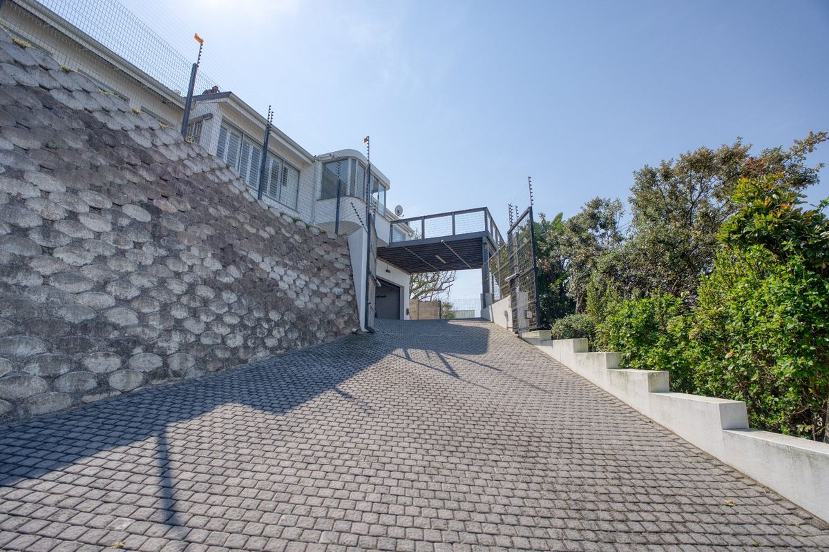 House with Sea Views in Ballito - Photo 5