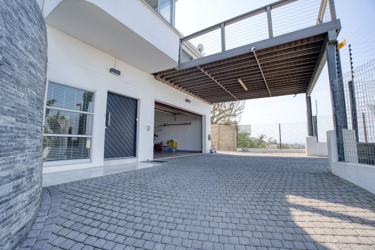 House with Sea Views in Ballito - Photo 4