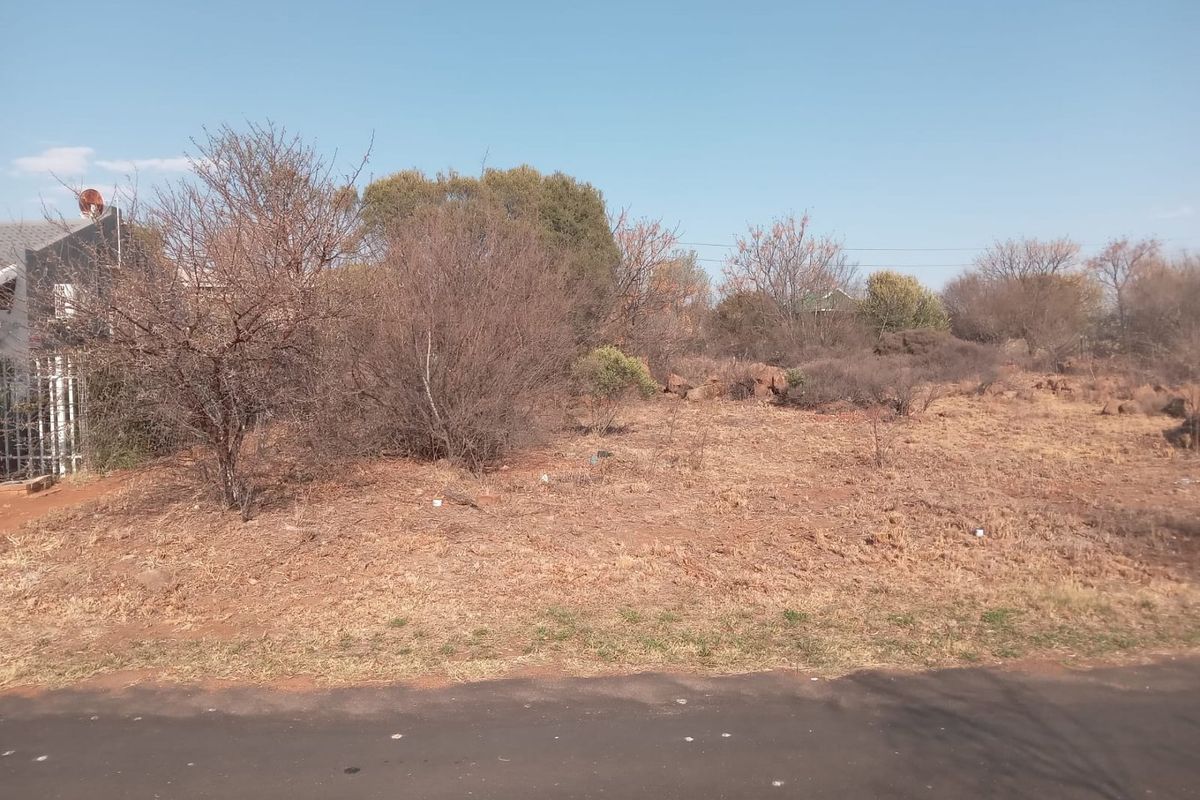 Contact me as soon as possible to avoid disappointment!! - Photo 2