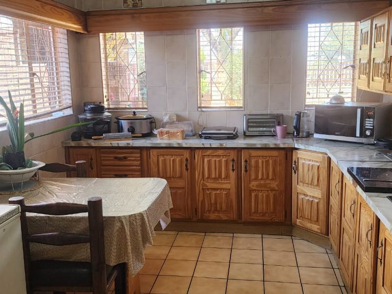 INVESTMENT OPPORTUNITY! - Photo 5