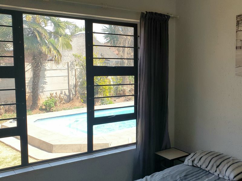 8 Bedroom, 5 bathrooms House for Sale in Dalpark 1 - Photo 4