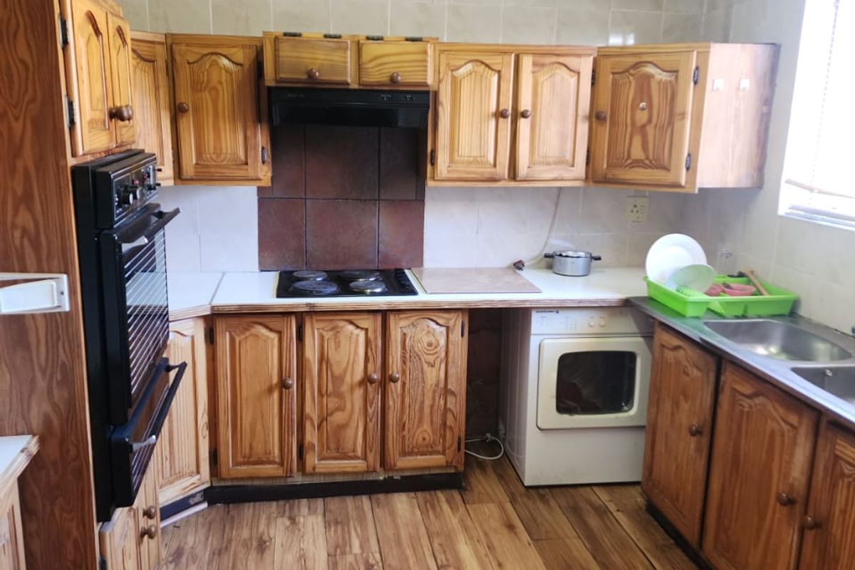House For Sale In Vereeniging - Photo 5