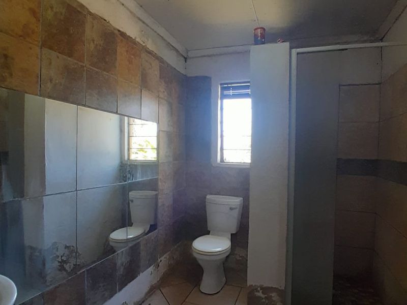 House For Sale In Vereeniging - Photo 4