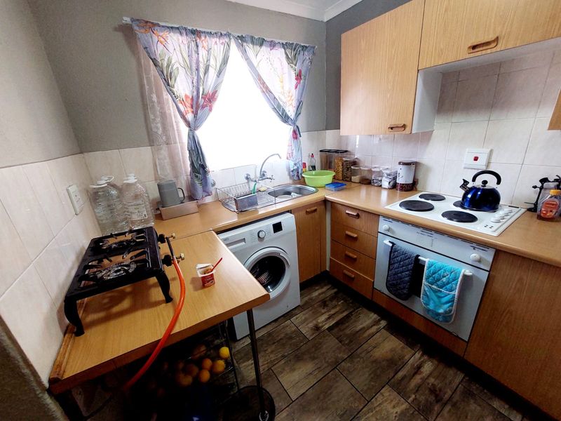 Modern 2 Bedroom Apartment in Magalieskruin - Photo 4