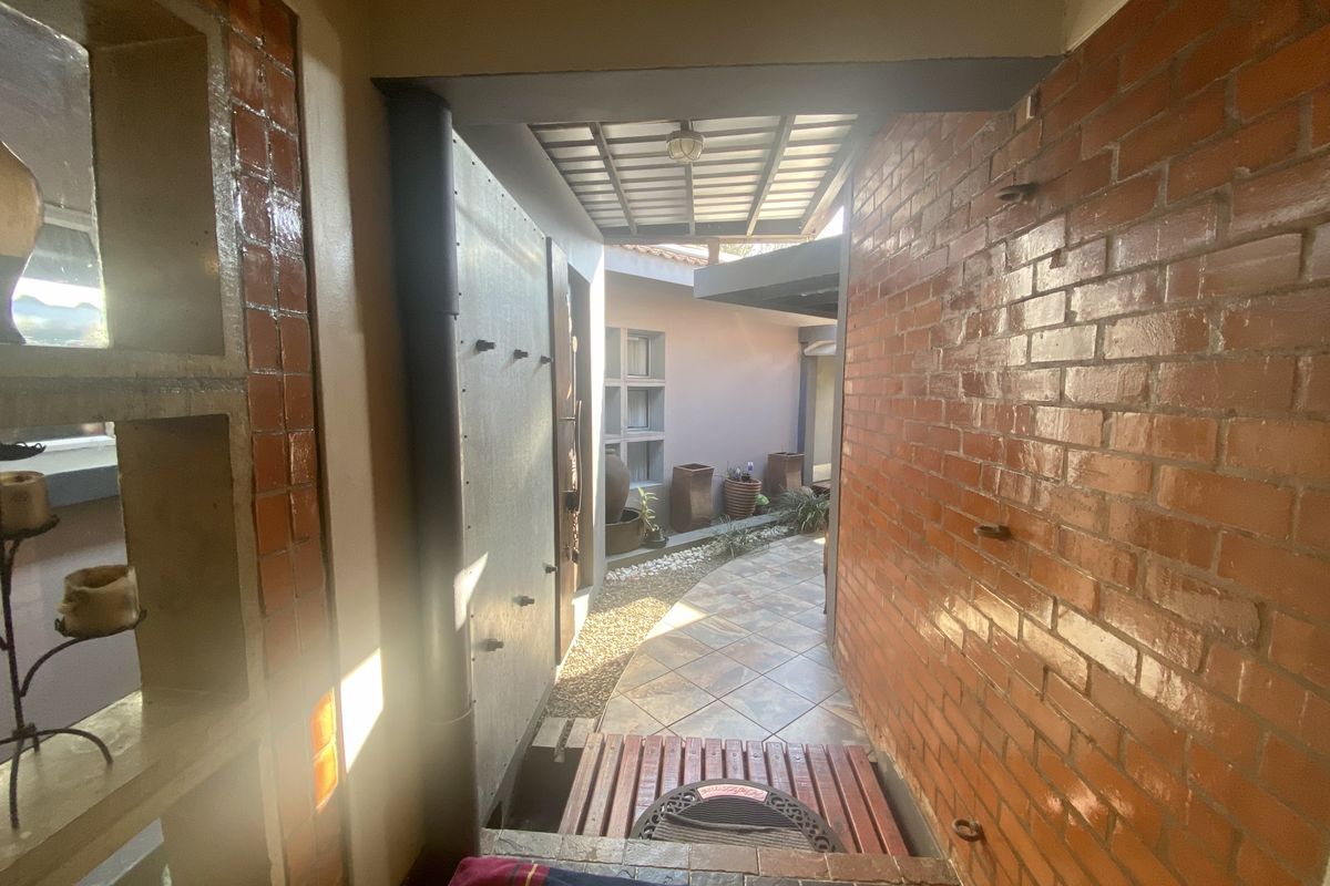 Modern 4 Bedroom House for Rent in Meer En See - Photo 4