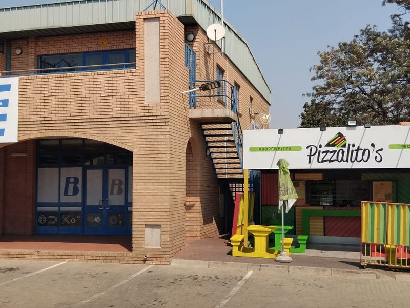 COMMERCIAL PROPERY IN BUSY AREA - Photo 6