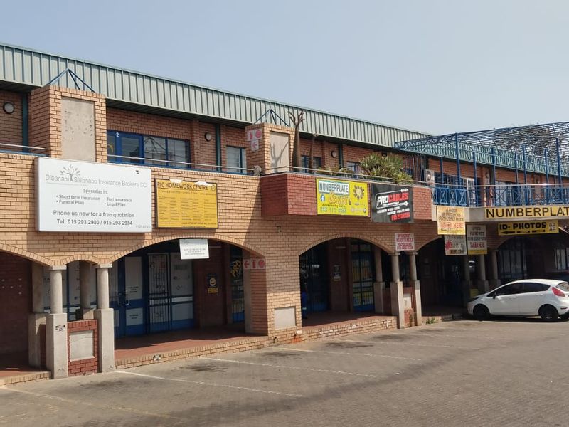 COMMERCIAL PROPERY IN BUSY AREA - Photo 3